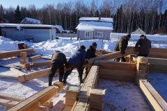 Сборка дома из профилированного бруса